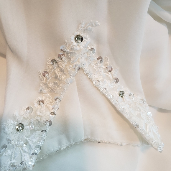 NWT JJ'S HOUSE Wedding dress size 12 - Picture 11 of 15